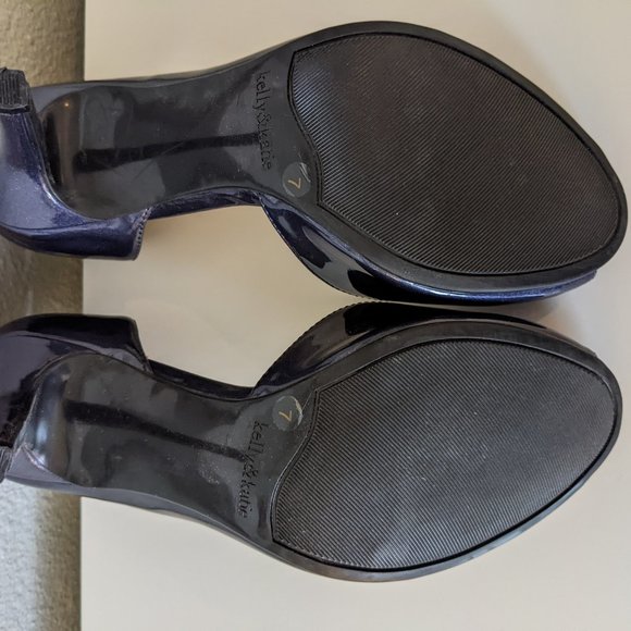 KELLY & KATIE- Blue patent peep-toe pumps - Picture 5 of 5